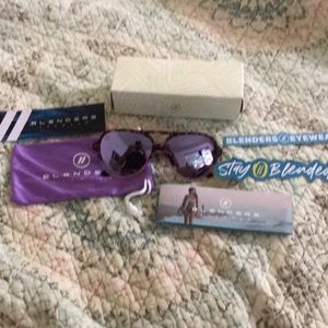 Blenders sunglasees